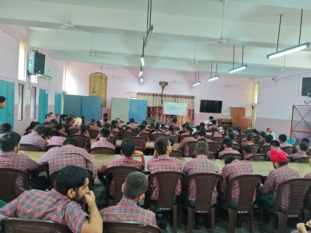 Workshop on "Reading Without Seeing"